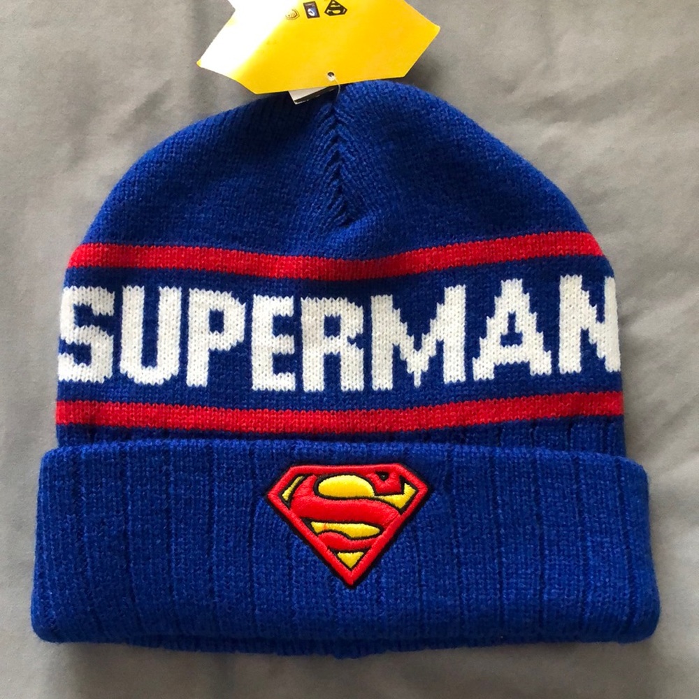 SUPERMAN Beanie NWT